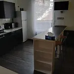 De 90 M2 Climatise Avec Terrasse *
