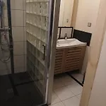 De 90 M2 Climatise Avec Terrasse *