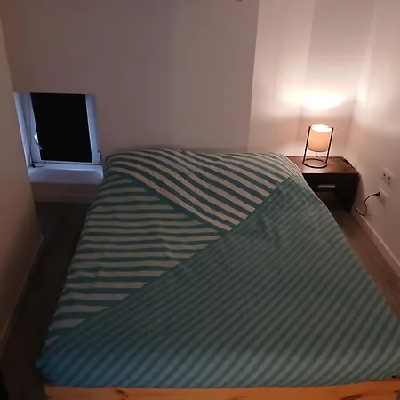 De 90 M2 Climatise Avec Terrasse