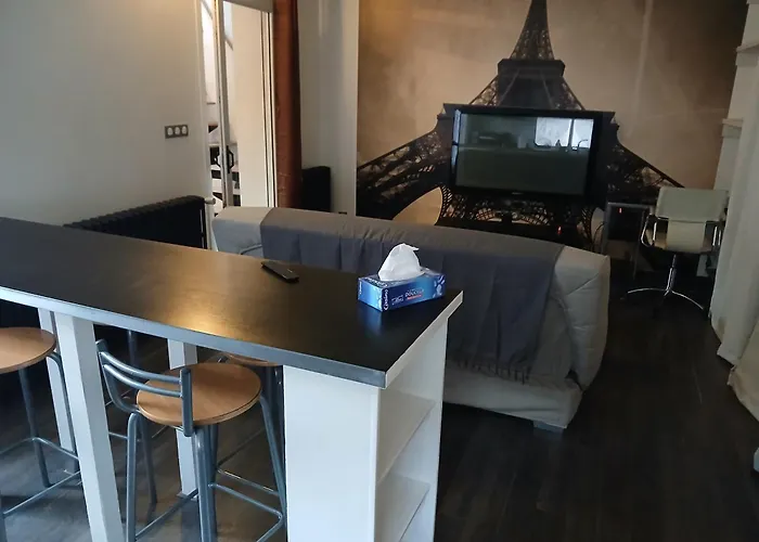 De 90 M2 Climatise Avec Terrasse Апартаменты Обьер