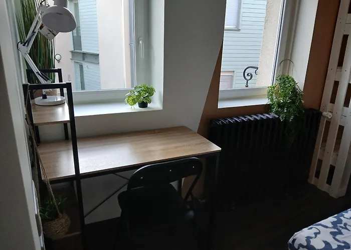 아파트 De 90 M2 Climatise Avec Terrasse *