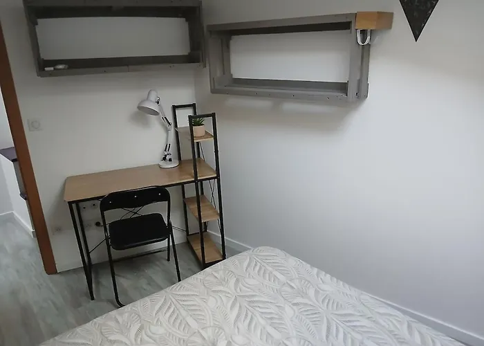 De 90 M2 Climatise Avec Terrasse * Обьер