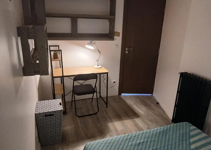 Апартаменты De 90 M2 Climatise Avec Terrasse *