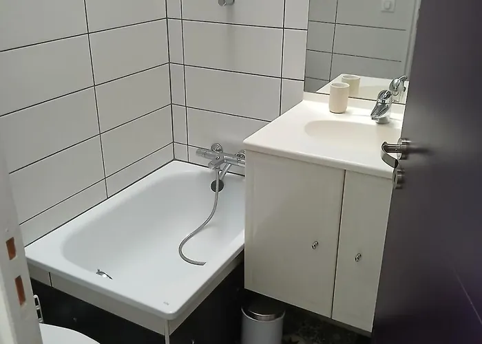 De 90 M2 Climatise Avec Terrasse